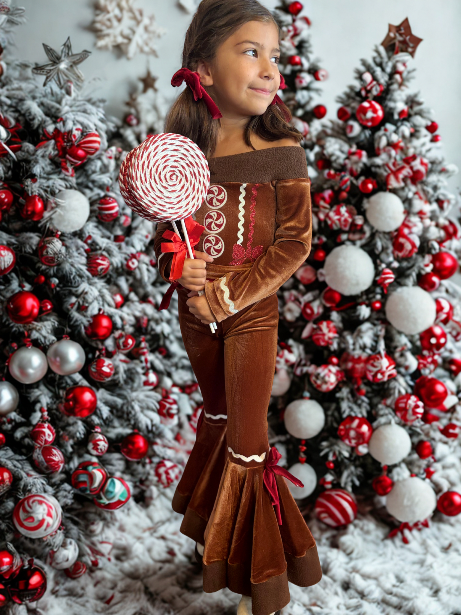 2025 Sweet Ginger Snap Santa Baby